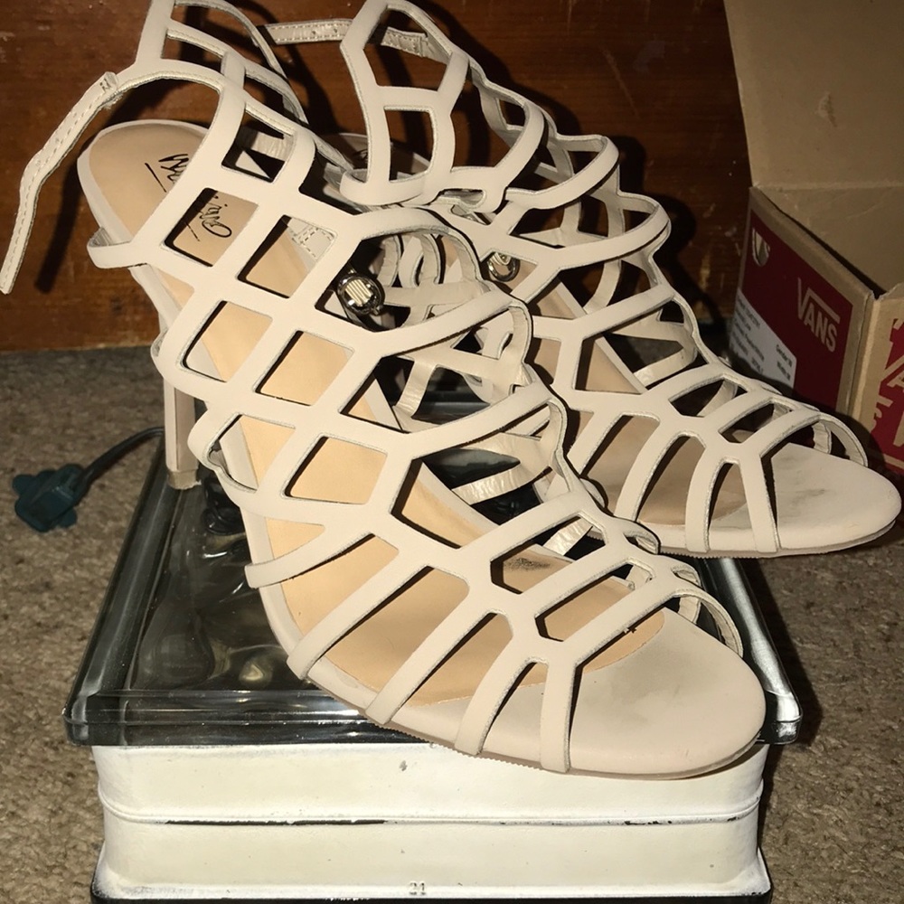 Tan heels